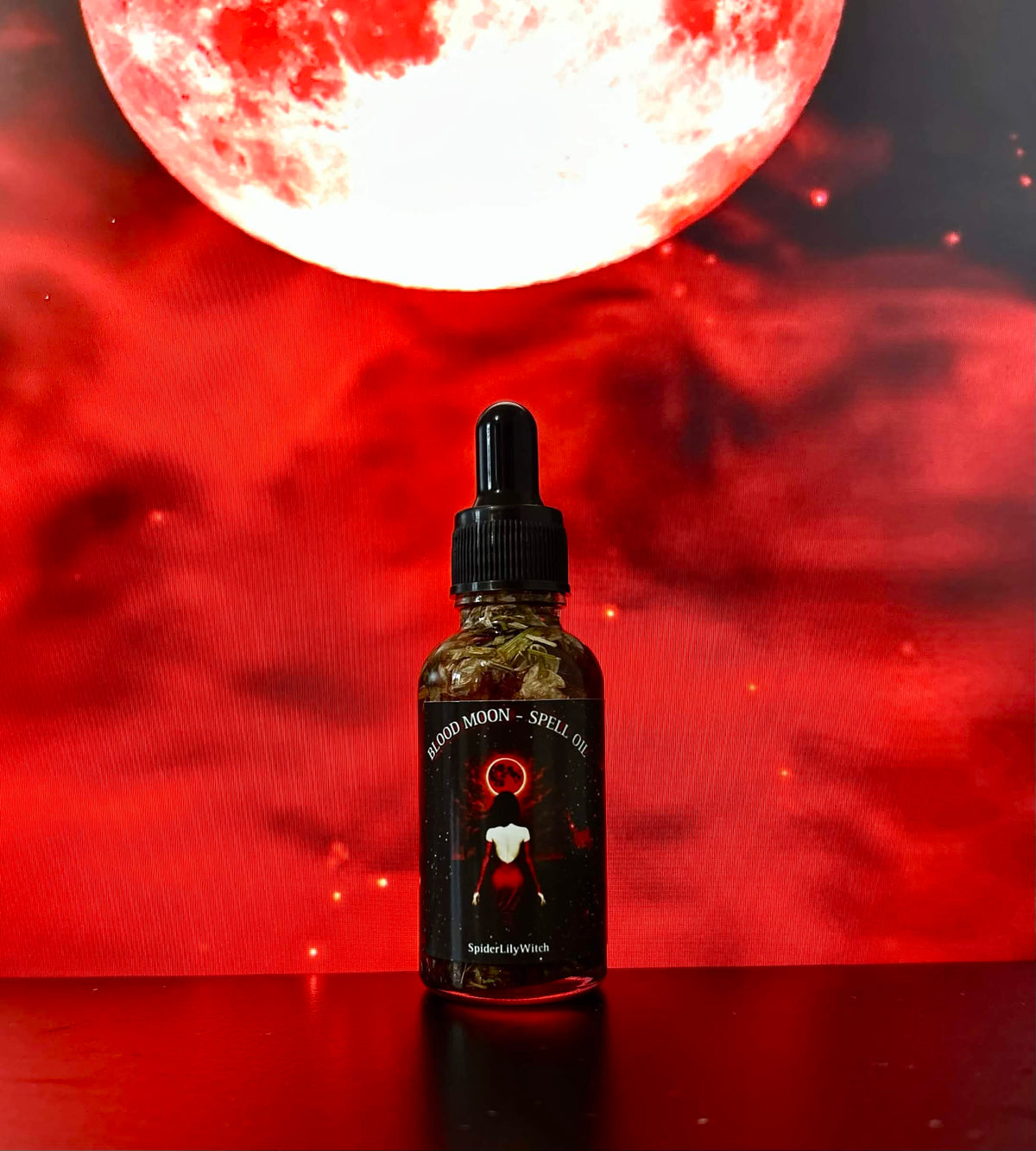 Blood Moon Spell Oil - October Collection